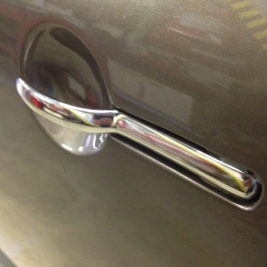 Tatra 87 - Door handle without lock